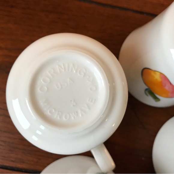 Set of 4 Corning Fruit Basket Cups - Picture 7 of 7